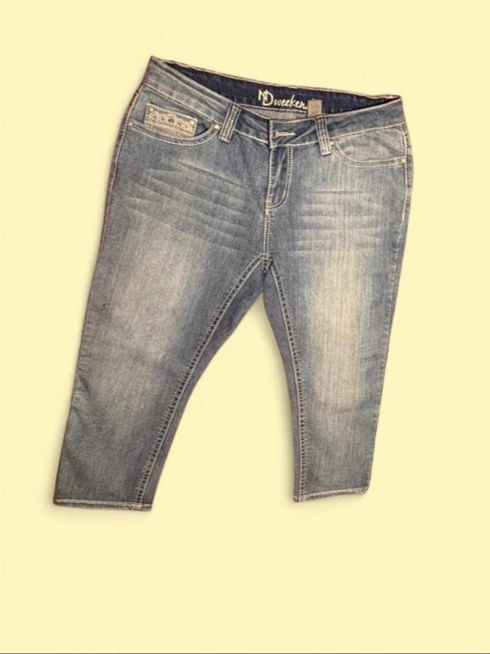 Ladies stoned washed knee length pants